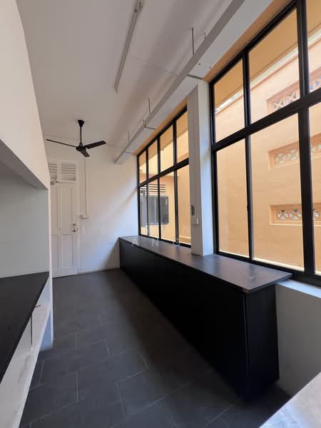 Keong Saik / Chinatown / Outram MRT, Outram MRT, 1,100 sqft, Office For Rent, by Lawrence Ang, 19502635 - CommercialGuru.com.sg