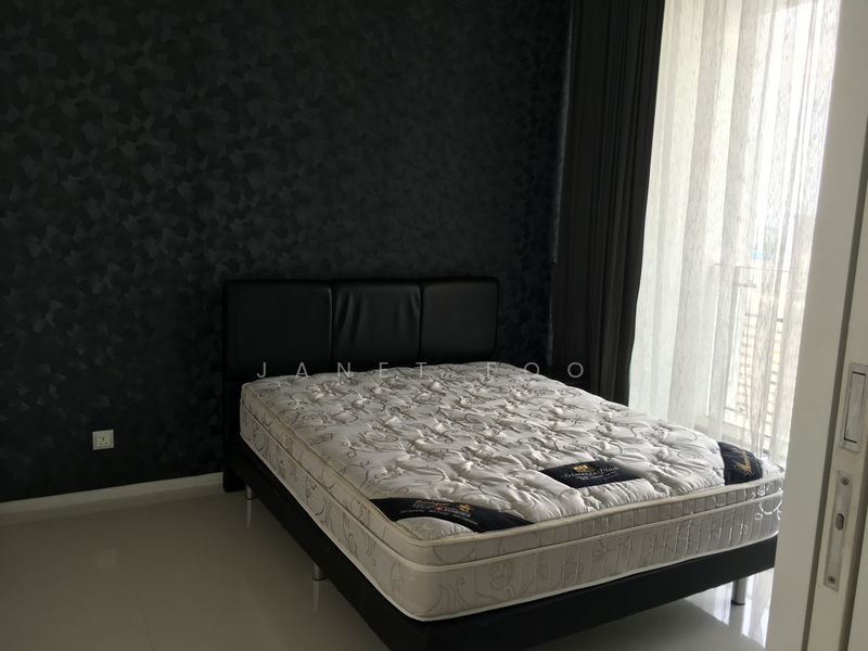 Scotts Square, 8 Scotts Road, 1 Bedroom, 624 sqft, Apartment For Sale, by Janet Foo, 19502741 - PropertyGuru.com.sg