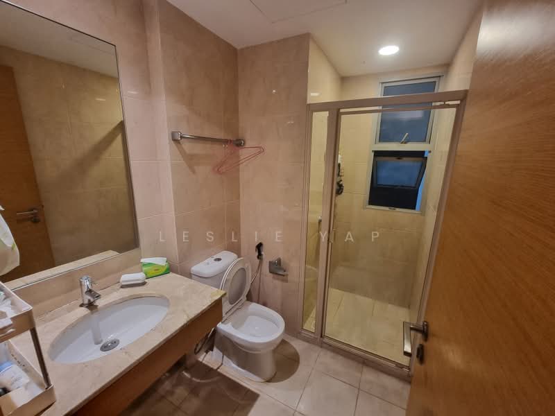 The Lakeshore, 31 Jurong West Street 41, 3 Bedrooms, 1,152 sqft, Condominium For Rent, by Leslie Yap, 19510518 - PropertyGuru.com.sg