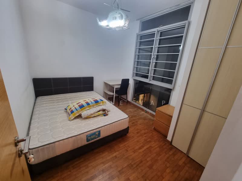 The Lakeshore, 31 Jurong West Street 41, 3 Bedrooms, 1,152 sqft, Condominium For Rent, by Leslie Yap, 19510518 - PropertyGuru.com.sg