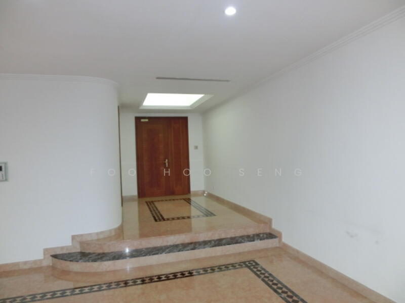 Looking @ Entrance