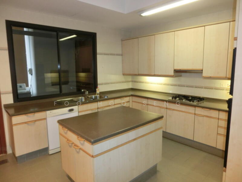 Kitchen with Island