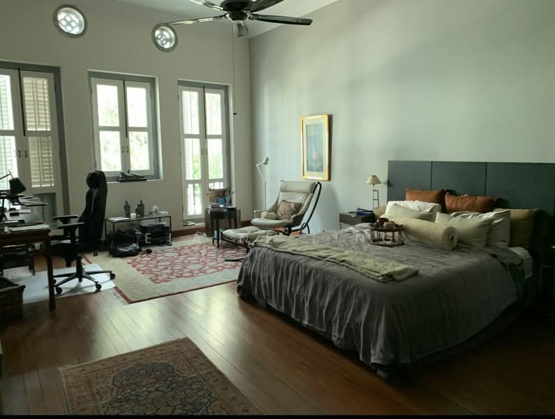 Emerald Hill / Emerald Conservation House, Emerald Hill, 4 Bedrooms, 3,500 sqft, Terraced House For Rent, by Elaine Ting, 19511310 - Master Rm - PropertyGuru.com.sg