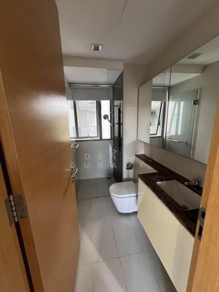 The Scala @ Lorong Chuan, 120 Serangoon Avenue 3, Hougang / Punggol / Sengkang, 3 Bedrooms, 1,044 sqft, Condominium For Rent, by Deny Gunady, 19513393 - Bathroom - PropertyGuru.com.sg