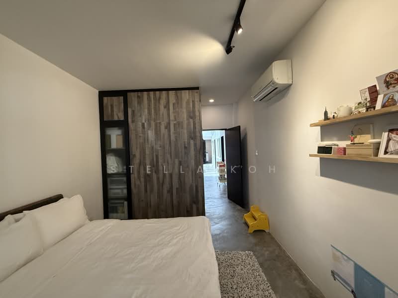 Stangee place, Stangee Place, 3 Bedrooms, 1,334 sqft, Walk-up Apartment For Rent, by Stella Koh, 19518807 - PropertyGuru.com.sg
