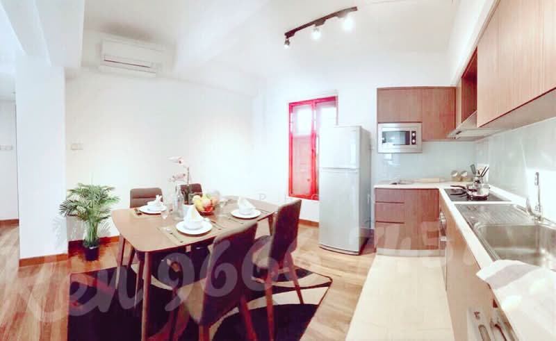 HOT HOT CHINATOWN @ 2 MINS WALK, CHARMING ELEGANT Conservation Shop house, TELOK AYER MRT, CLUB STREET, CHINATOWN MRT, 2 Bedrooms, 1,005 sqft, Conservation House For Rent, by Ken Phoon, 19520908 - PropertyGuru.com.sg