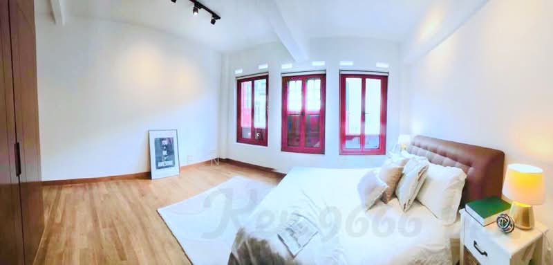 HOT HOT CHINATOWN @ 2 MINS WALK, CHARMING ELEGANT Conservation Shop house, TELOK AYER MRT, CLUB STREET, CHINATOWN MRT, 2 Bedrooms, 1,005 sqft, Conservation House For Rent, by Ken Phoon, 19520908 - PropertyGuru.com.sg