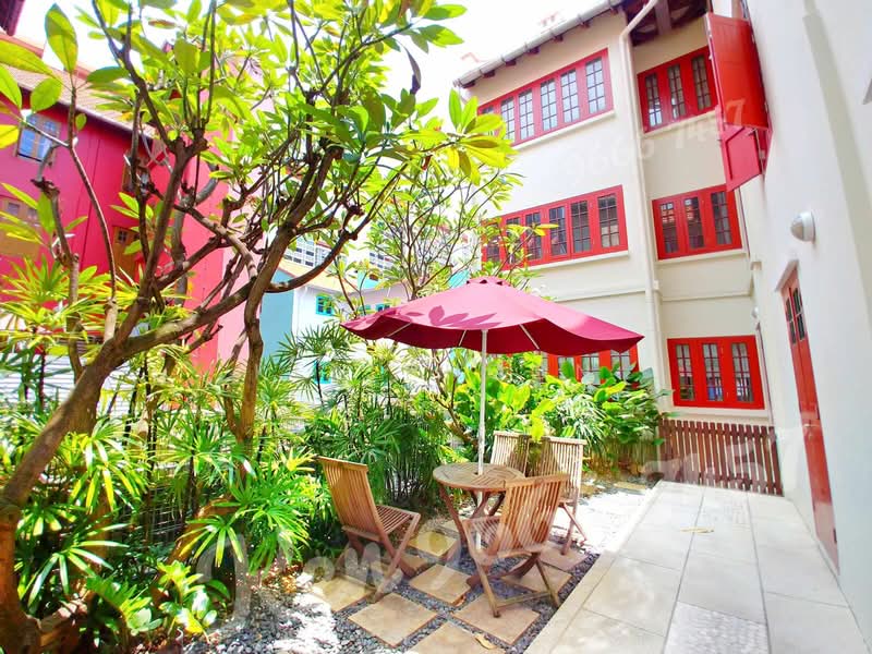 HOT HOT CHINATOWN @ 2 MINS WALK, CHARMING ELEGANT Conservation Shop house, TELOK AYER MRT, CLUB STREET, CHINATOWN MRT, 2 Bedrooms, 1,005 sqft, Conservation House For Rent, by Ken Phoon, 19520908 - PropertyGuru.com.sg