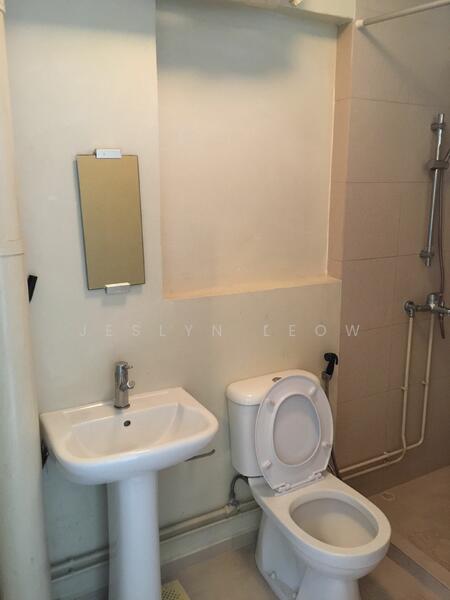 167 Hougang Avenue 1, 167 Hougang Avenue 1, 2 Bedrooms, 1,000 sqft, HDB Flat For Rent, by Jeslyn Leow, 19521303 - PropertyGuru.com.sg