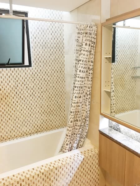 Spring Grove, 53 Grange Road, 2 Bedrooms, 1,012 sqft, Condominium For Rent, by Monita Wong, 19527900 - PropertyGuru.com.sg