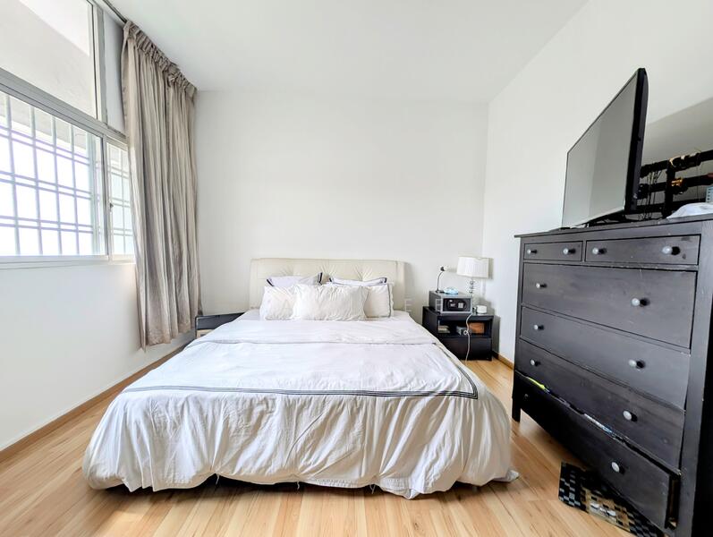 Ridgewood Condominium, 3 Ridgewood Close, 3 Bedrooms, 1,744 sqft, Condominium For Rent, by Ray Lee, 19528257 - PropertyGuru.com.sg