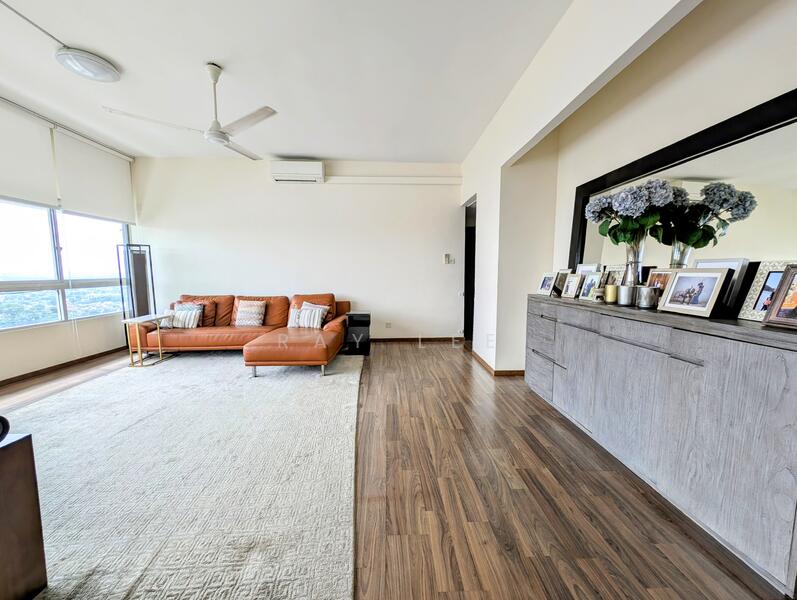 Ridgewood Condominium, 3 Ridgewood Close, 3 Bedrooms, 1,744 sqft, Condominium For Rent, by Ray Lee, 19528257 - PropertyGuru.com.sg