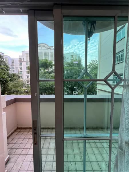 Symphony Heights, 33 Hume Avenue, 2 Bedrooms, 1,033 sqft, Condominium For Rent, by Emi Chai, 19532687 - PropertyGuru.com.sg