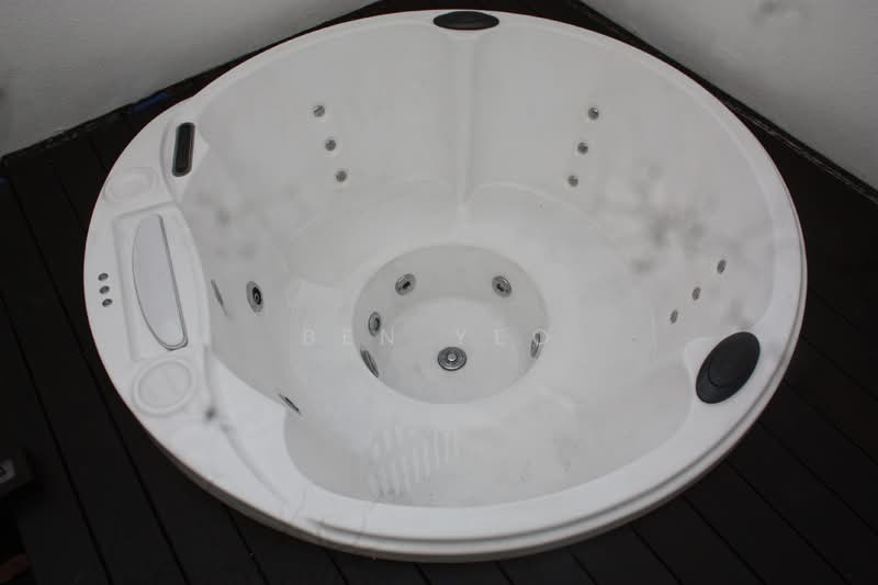 Verdana Villas @ Serangoon Garden, 42 Grace Walk, 5 Bedrooms, 4,700 sqft, Cluster House For Sale, by Ben Yeo, 19541872 - Indoor Jacuzzi - PropertyGuru.com.sg