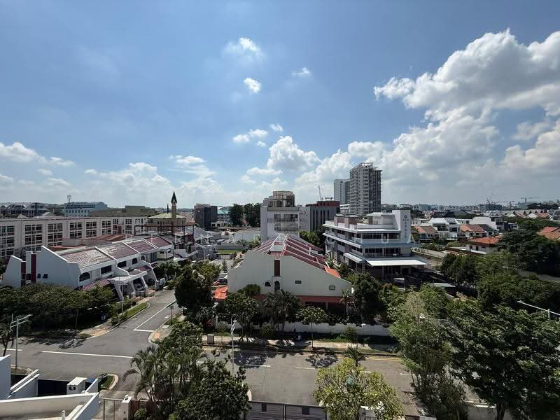 The Treeline, 110 Lorong G Telok Kurau, East Coast / Marine Parade, 2 Bedrooms, 1,152 sqft, Apartment For Rent, by Bernard Chua, 19545040 - PropertyGuru.com.sg