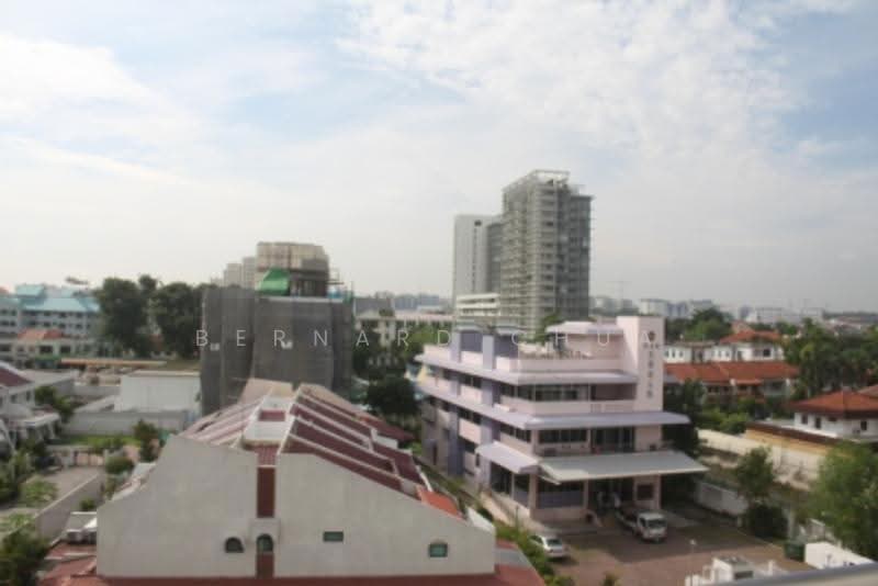 The Treeline, 110 Lorong G Telok Kurau, East Coast / Marine Parade, 2 Bedrooms, 1,152 sqft, Apartment For Rent, by Bernard Chua, 19545040 - PropertyGuru.com.sg