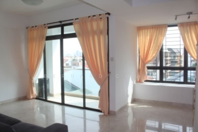 For Rent - The Treeline