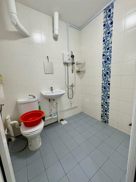 For Rent - 159 Woodlands Street 13