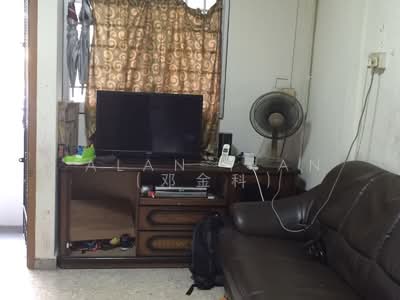 For Rent - 124A Rivervale Drive