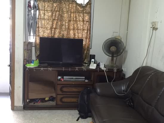 For Rent - 124A Rivervale Drive