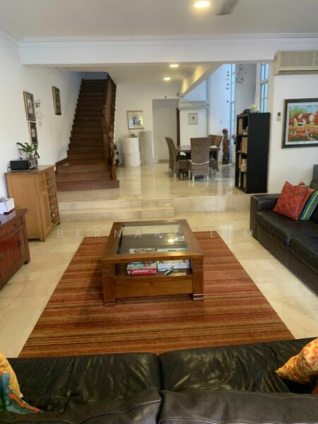 For Rent - Whitley Road