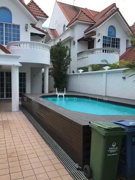 For Rent - Whitley Road