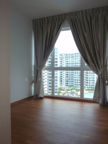 Waterview, 91 Tampines Avenue 1, 3 Bedrooms, 1,184 sqft, Condominium For Rent, by Karen Goi, 19571163 - 2nd Bedroom - PropertyGuru.com.sg