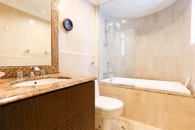 Valley Park, 475 River Valley Road, Tanglin / Holland / Bukit Timah, 3 Bedrooms, 1,615 sqft, Condominium For Rent, by Ray Lee, 19576978 - Bathroom - PropertyGuru.com.sg