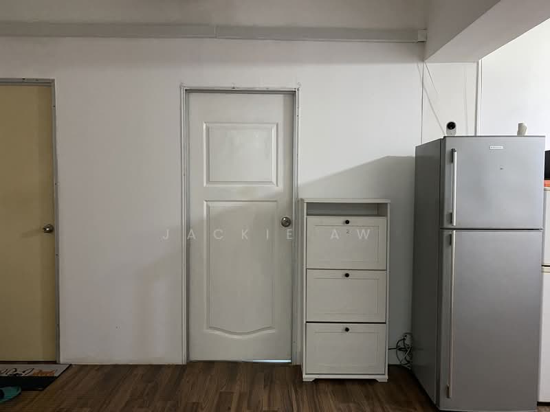 Central Green, 1 Jalan Membina, Room Rental, 100 sqft, Condominium For Rent, by Jackie Aw, 19577218 - PropertyGuru.com.sg