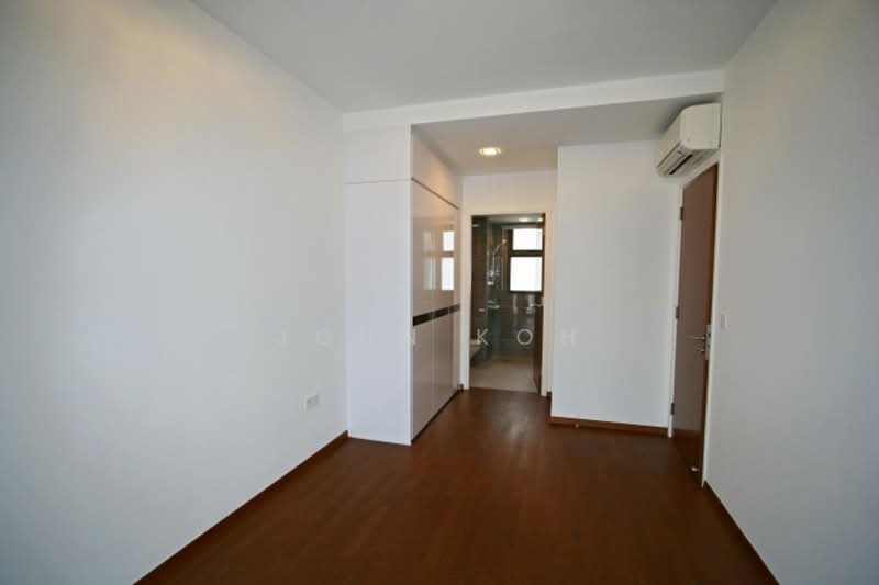 Kovan Regency, 2 Kovan Rise, 3 Bedrooms, 980 sqft, Condominium For Rent, by John Koh, 19583945 - Master Bedroom - PropertyGuru.com.sg