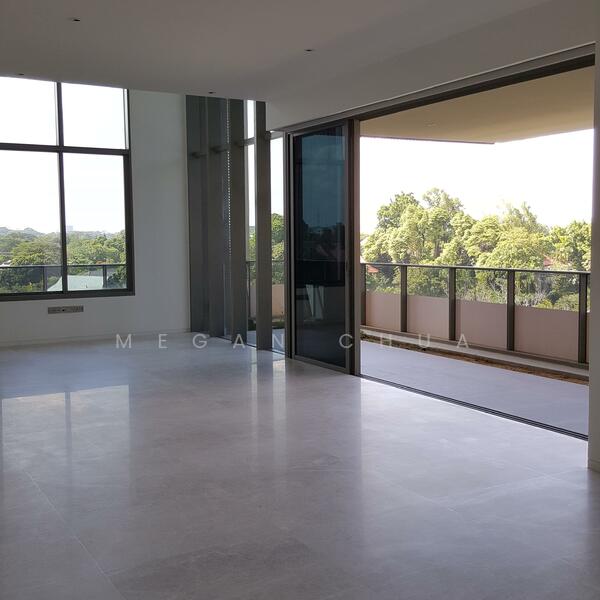 Spacious Living Room