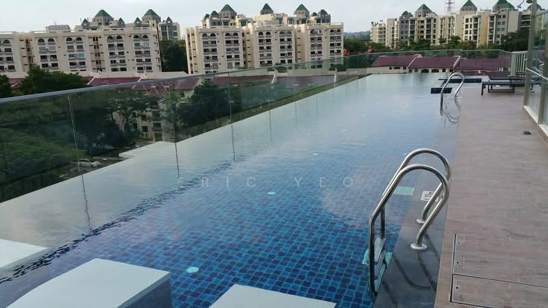 NottingHill Suites, 29A Toh Tuck Road, 1 Bedroom, 398 sqft, Apartment For Rent, by Eric Yeo, 19598587 - Relaxing Pool - PropertyGuru.com.sg