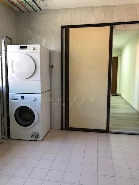 Zion road, zion road, Tanglin / Holland / Bukit Timah, 2 Bedrooms, 1,000 sqft, Walk-up Apartment For Rent, by Koh Poh Chew, 19601843 - Kitchen - PropertyGuru.com.sg