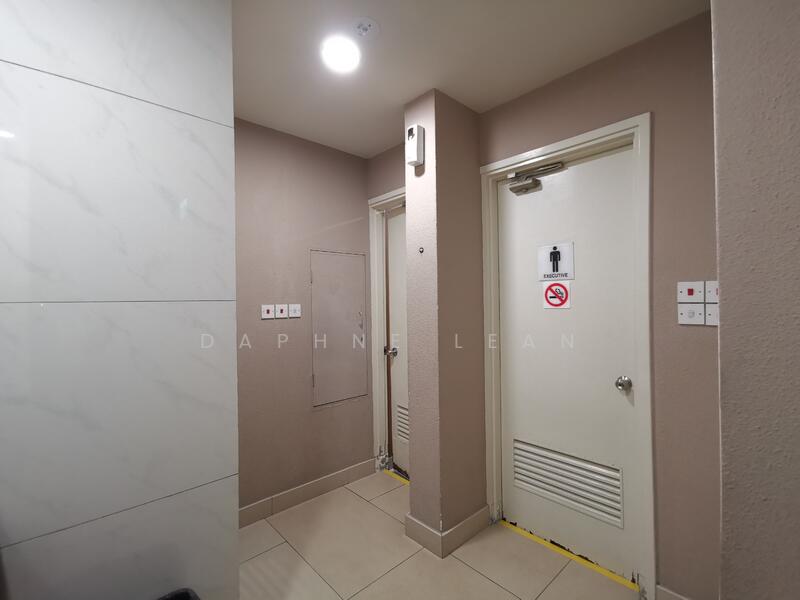 Chinatown Point, 133 New Bridge Road, 2,400 sqft, Office For Sale, by Daphne Lean, 19612143 - CommercialGuru.com.sg