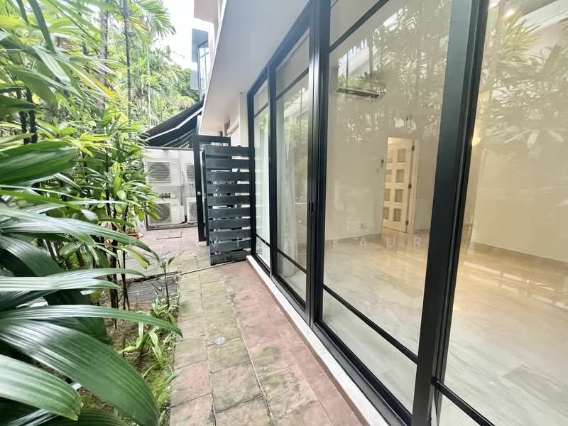 Brentwood Villas, Lloyd Road Singapore, 5 Bedrooms, 2,709 sqft, Cluster House For Rent, by Bhavina Kaur, 19621774 - PropertyGuru.com.sg