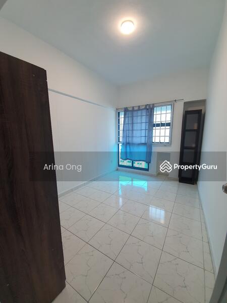 For Rent - 469 Admiralty Drive