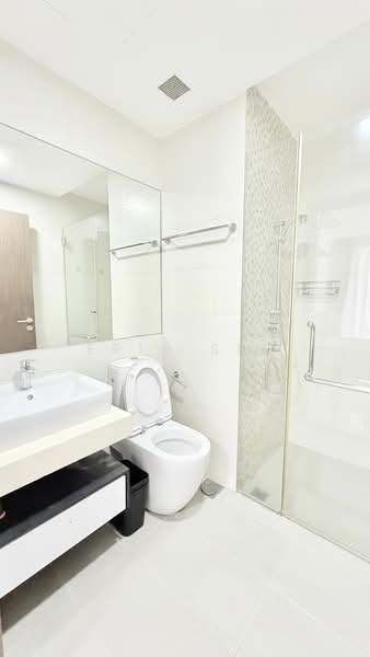 Suites 28, 28 Lorong 30 Geylang, 1 Bedroom, 409 sqft, Apartment For Rent, by Eric See, 19627465 - PropertyGuru.com.sg