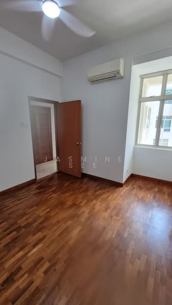 For Rent - Parbury Hill Condominium