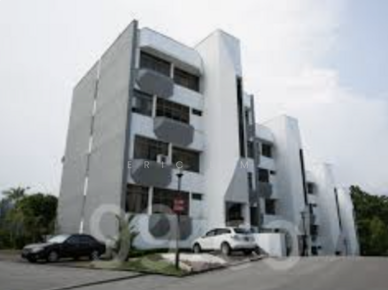 Tanglin Hill Condo, 2 Tanglin Walk, 3 Bedrooms, 1,561 sqft, Condominium For Rent, by Eric Lim, 19632252 - PropertyGuru.com.sg