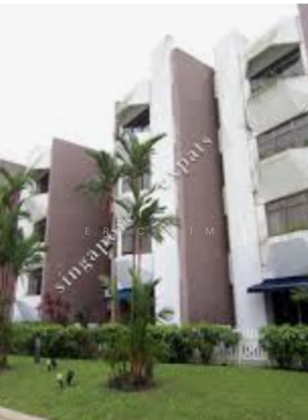 Tanglin Hill Condo, 2 Tanglin Walk, 3 Bedrooms, 1,561 sqft, Condominium For Rent, by Eric Lim, 19632252 - PropertyGuru.com.sg