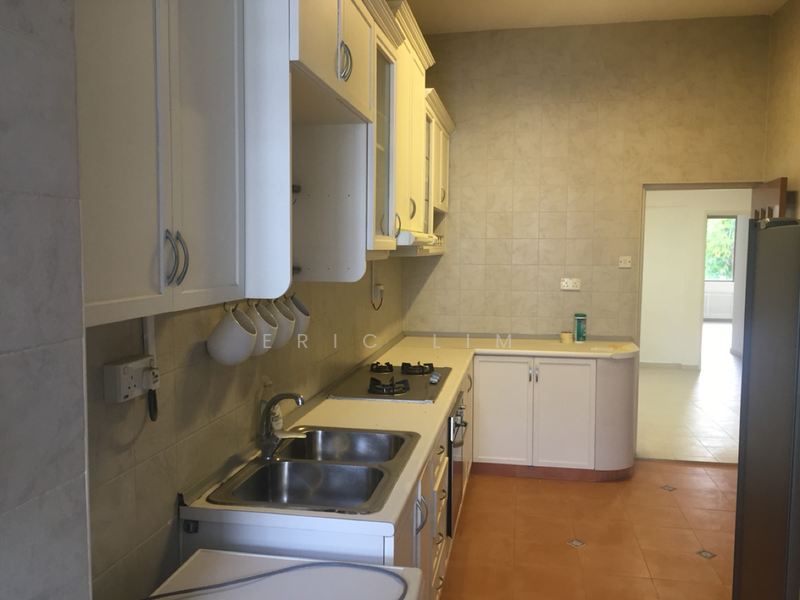 Tanglin Hill Condo, 2 Tanglin Walk, 3 Bedrooms, 1,561 sqft, Condominium For Rent, by Eric Lim, 19632252 - PropertyGuru.com.sg