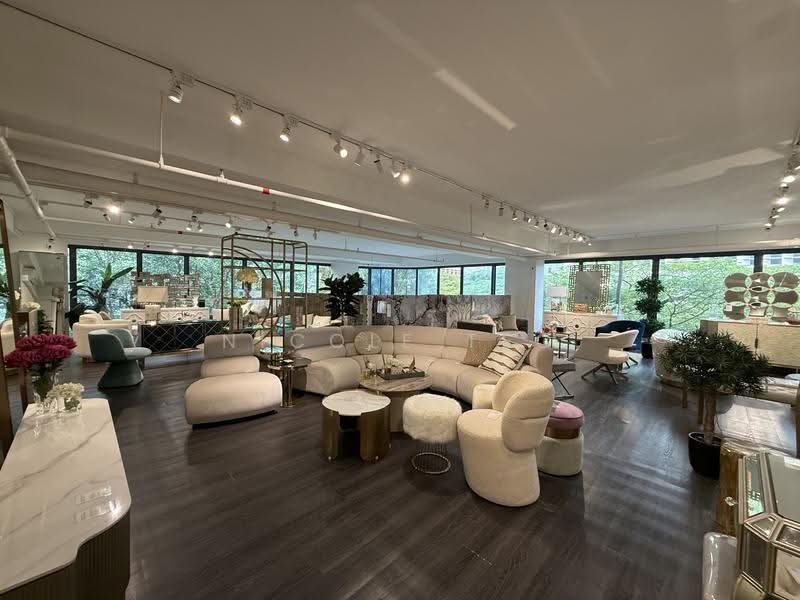 Apex @ Henderson, 201 Henderson Road Singapore, Alexandra / Commonwealth, 2,982 sqft, Light Industrial (B1) For Rent, by Nicole Teo, 19635217 - Spacious mezzanine over 2/3 of the space - CommercialGuru.com.sg