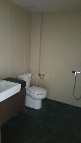Apex @ Henderson, 201 Henderson Road Singapore, Alexandra / Commonwealth, 2,982 sqft, Light Industrial (B1) For Rent, by Nicole Teo, 19635217 - Bathroom within unit - CommercialGuru.com.sg