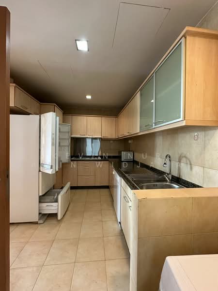 The Tessarina, 20 Wilby Road, 3 Bedrooms, 1,335 sqft, Condominium For Rent, by Kevin Nur Amin Widjaja, 19635727 - PropertyGuru.com.sg