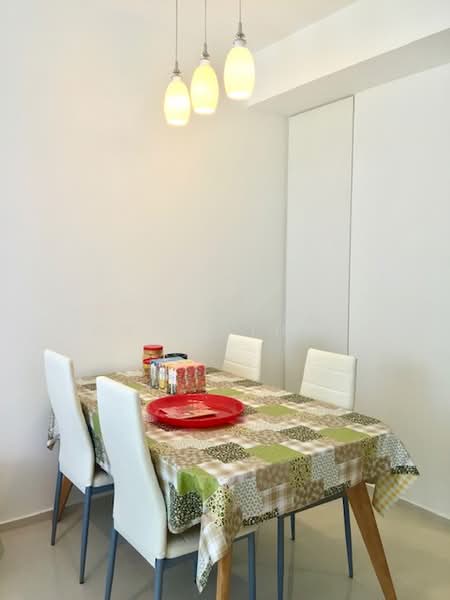 Ripple Bay, 8 Pasir Ris Link, 2 Bedrooms, 786 sqft, Condominium For Rent, by Rosie Tham, 19663142 - PropertyGuru.com.sg