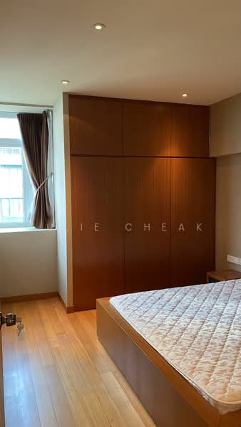 Robertson 100, 100 Robertson Quay, 1 Bedroom, 678 sqft, Apartment For Rent, by Julie Cheak, 19665254 - PropertyGuru.com.sg