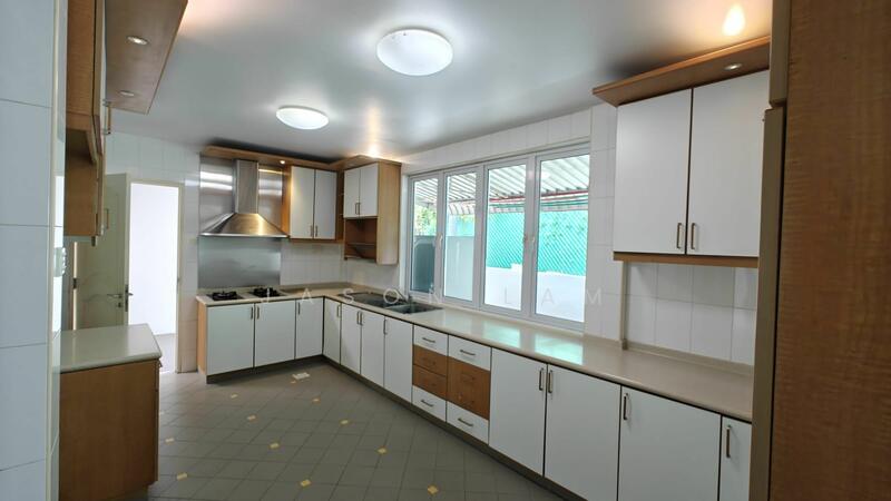 For Sale - FOR SALE - Resort-Themed Bungalow @ Serangoon Gardens