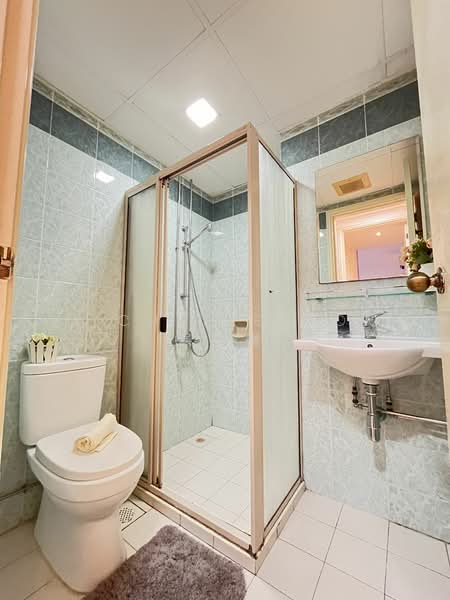 Central Green, 1 Jalan Membina, 2 Bedrooms, 926 sqft, Condominium For Rent, by Michelle Goh 呉詩韻, 19685291 - PropertyGuru.com.sg