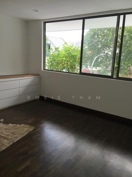 Namly Garden, Tanglin / Holland / Bukit Timah, 4 Bedrooms, 2,400 sqft, Semi-Detached House For Rent, by Rosie Tham, 19703898 - PropertyGuru.com.sg