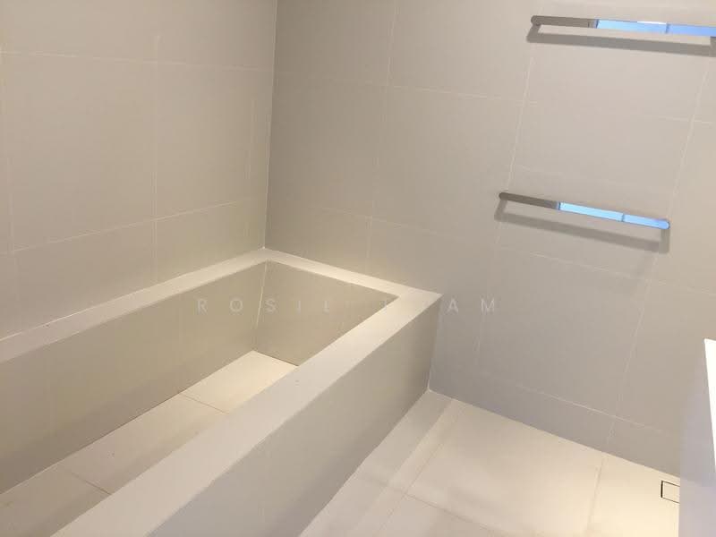 Namly Garden, Tanglin / Holland / Bukit Timah, 4 Bedrooms, 2,400 sqft, Semi-Detached House For Rent, by Rosie Tham, 19703898 - PropertyGuru.com.sg